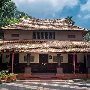 Hotel Hinterland Village