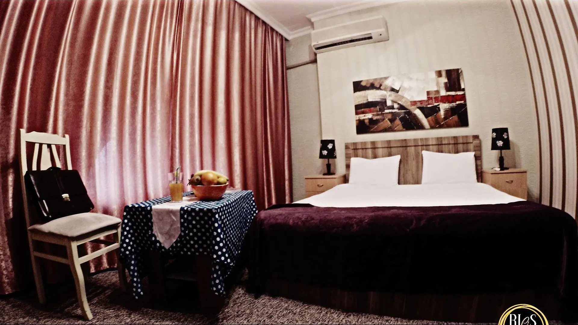 Rigs Hotel City Center Baku 3*,